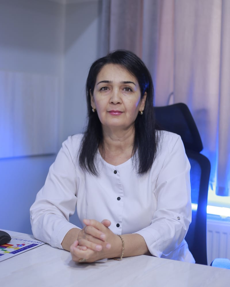 Ashurova Nodira Azimovna — terapevt, «Ulug'bek Ultramed» klinikasi