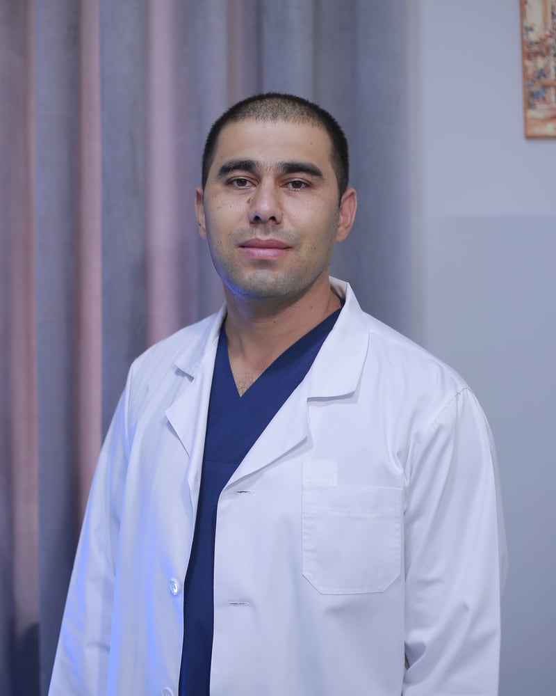 Atoyev Sherzod Sharifovich — urolog, rekonstruktiv uroginekolog, endoxirurg, «Ulug'bek Ultramed» klinikasi
