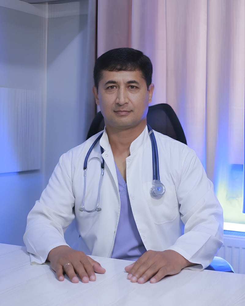 Muxidov Sharofiddin Zaynuddinovich — kardiolog, «Ulug'bek Ultramed» klinikasi