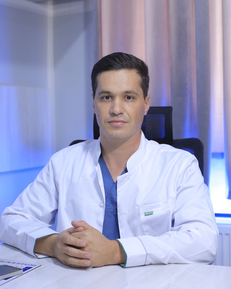 Qoryog‘diyev Ma’rufjon Komiljonovich — nevrolog, «Ulug'bek Ultramed» klinikasi
